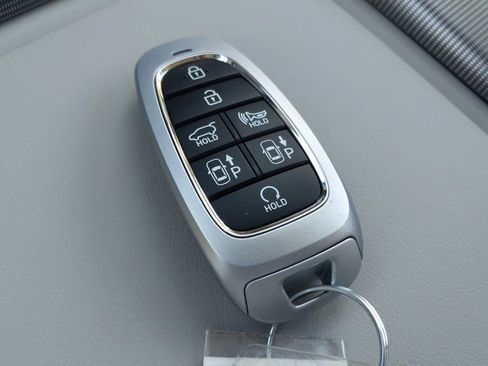 Used 2023 Hyundai Palisade Calligraphy image 31