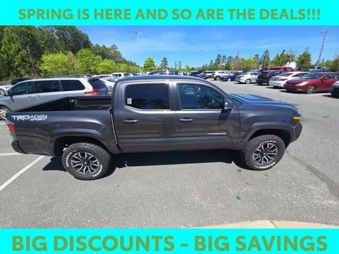 Used 2023 Toyota Tacoma TRD Sport w/ TRD Premium Sport Package image 12