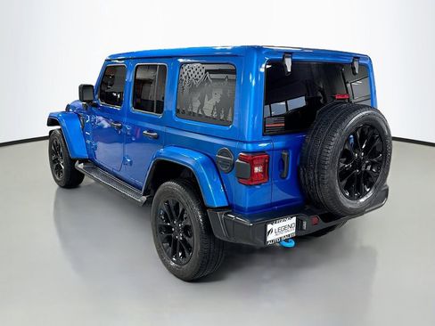Used 2022 Jeep Wrangler Unlimited Sahara AWD/4WD image 7