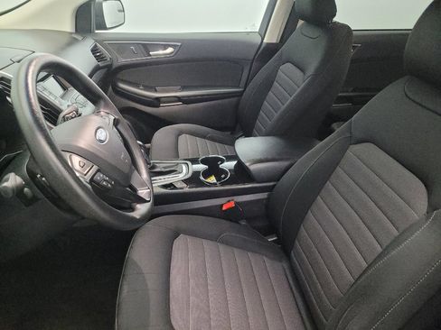 Used 2017 Ford Edge SE image 17