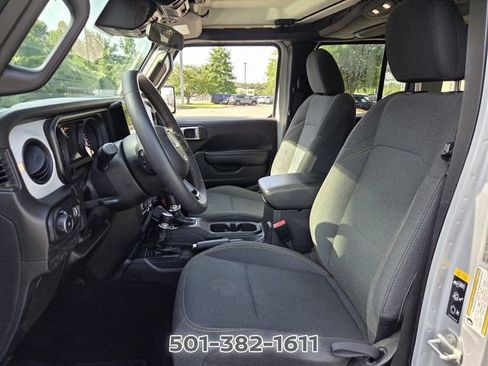 Used 2024 Jeep Wrangler Unlimited Sport AWD/4WD image 9