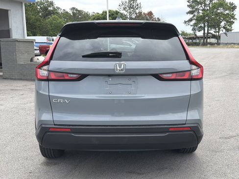 Used 2025 Honda CR-V EX image 11