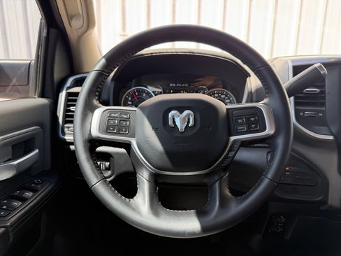 Used 2019 RAM 3500 Big Horn AWD/4WD image 14
