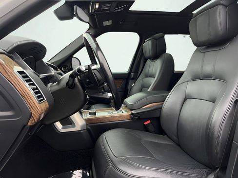 Used 2019 Land Rover Range Rover Long Wheelbase Supercharged image 48