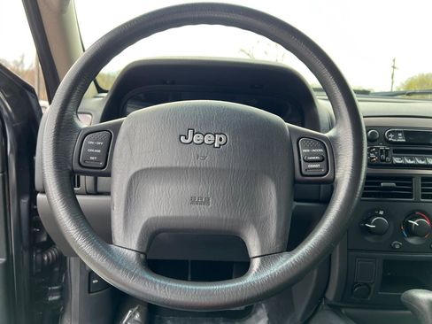 Used 2004 Jeep Grand Cherokee Laredo w/ Convenience Group image 17