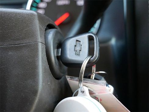 Used 2014 Chevrolet Silverado 1500 LTZ image 22