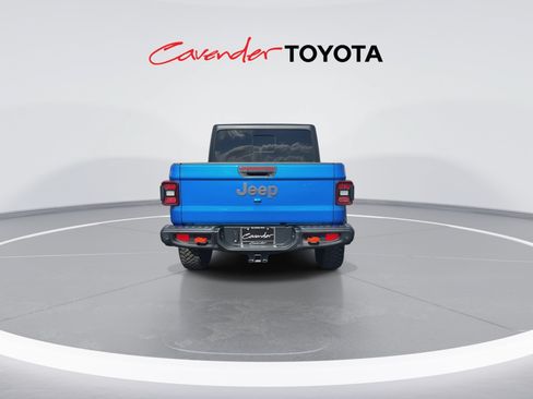 Used 2024 Jeep Gladiator Mojave w/ Steel Bumper Group AWD/4WD image 7