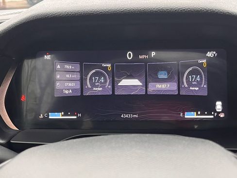 Used 2023 Jeep Grand Cherokee Laredo X image 22