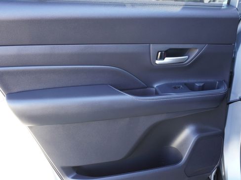 Used 2025 Toyota Grand Highlander AWD image 20