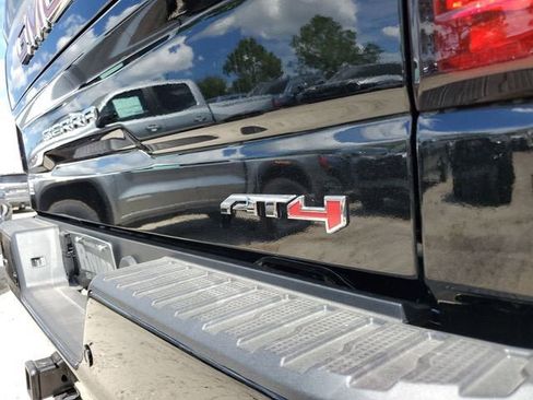 New 2026 GMC Sierra 1500 AT4 w/ AT4 Premium Package AWD/4WD image 9
