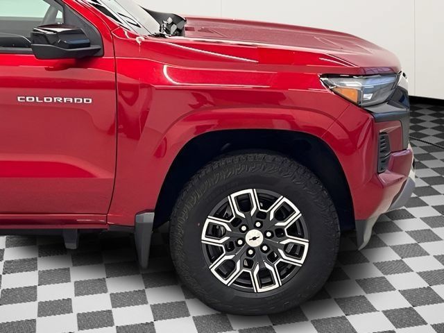 Certified 2024 Chevrolet Colorado Z71 w/ Z71 Convenience Package 2 AWD/4WD image 26