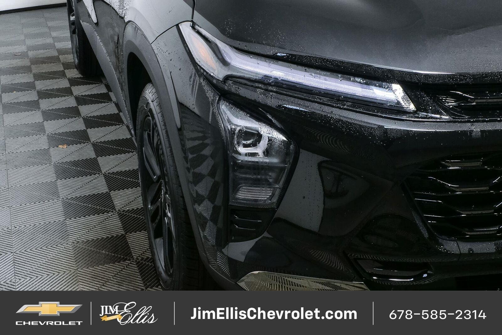 Used 2026 Chevrolet Trax ACTIV w/ Sunroof Package FWD image 35