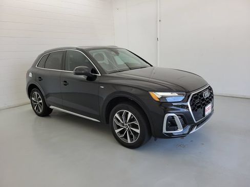 Used 2024 Audi Q5 2.0T Premium w/ Convenience Package AWD/4WD image 4