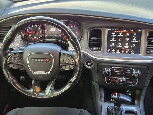 Used 2020 Dodge Charger SXT w/ Blacktop Package image 33