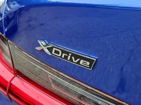 Used 2023 BMW 330i xDrive Sedan w/ M Sport Package AWD/4WD image 30