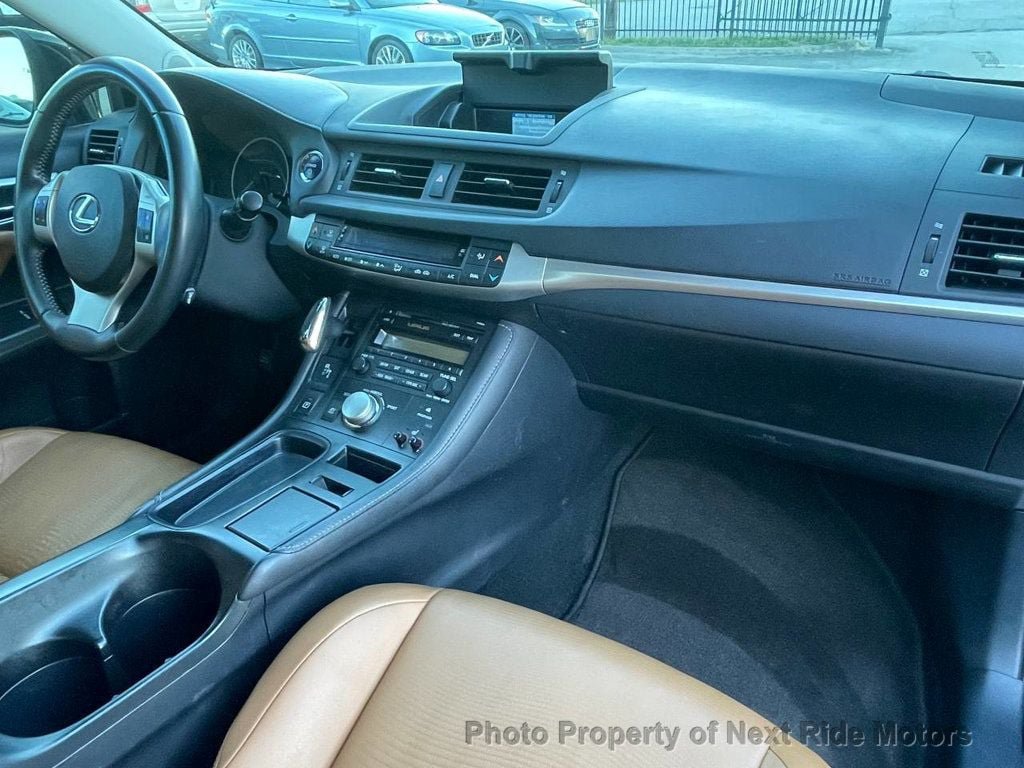Used 2012 Lexus CT 200h Premium w/ Premium Audio Pkg FWD image 16