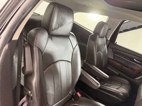 Used 2014 Chevrolet Traverse LTZ AWD/4WD image 23