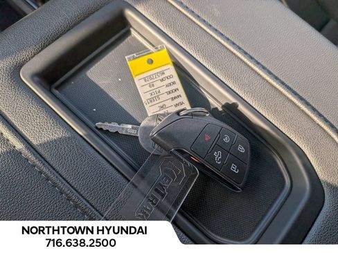 Used 2022 GMC Sierra 1500 Elevation w/ Preferred Package image 20