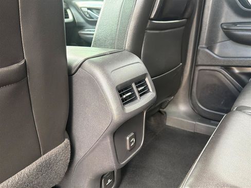 Used 2021 GMC Terrain SLT AWD/4WD image 16