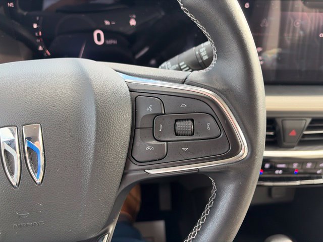 Used 2024 Buick Encore GX Avenir w/ Avenir Convenience Package FWD image 21