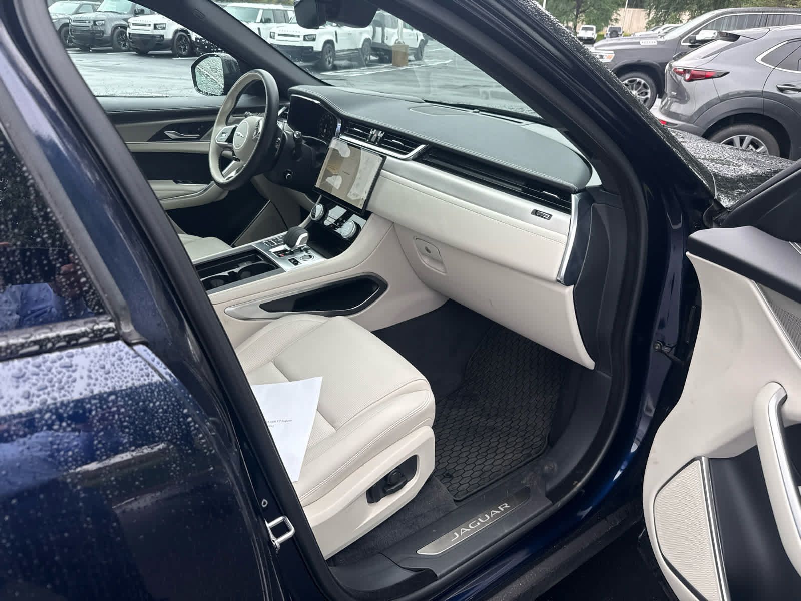 Used 2026 Jaguar F-PACE R-Dynamic S AWD/4WD image 6