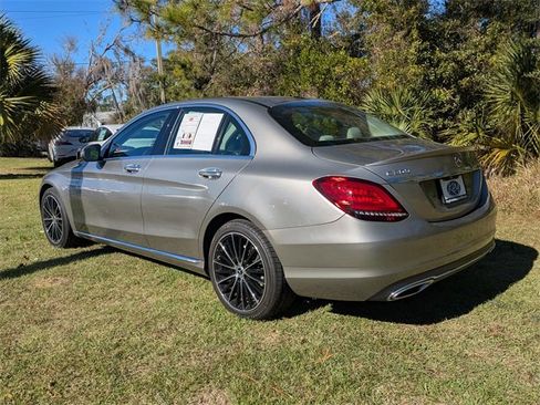 Used 2019 Mercedes-Benz C 300 Sedan image 5