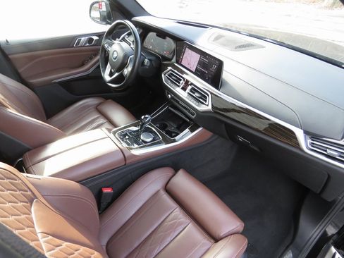 Used 2020 BMW X5 xDrive50i image 14
