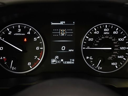 Used 2024 Subaru Crosstrek 2.0i Premium image 24