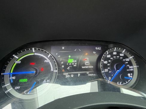 Used 2021 Toyota Highlander Limited image 9