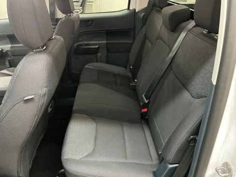 Used 2025 Ford Maverick XL image 12