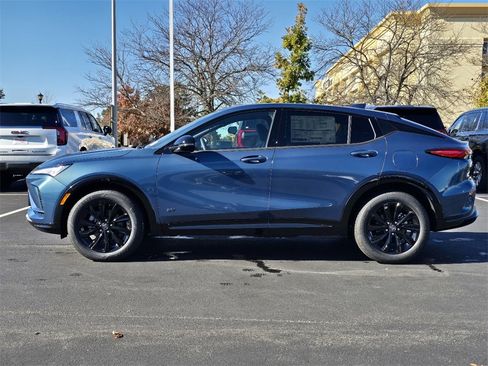 New 2026 Buick Envista Sport Touring image 5