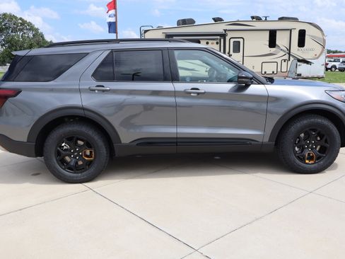 New 2026 Ford Explorer Tremor w/ Tremor Ultimate Package AWD/4WD image 4