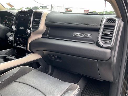 Used 2021 RAM 2500 Laramie AWD/4WD image 17