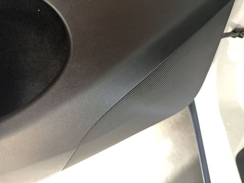 Used 2023 Tesla Model Y Long Range image 21