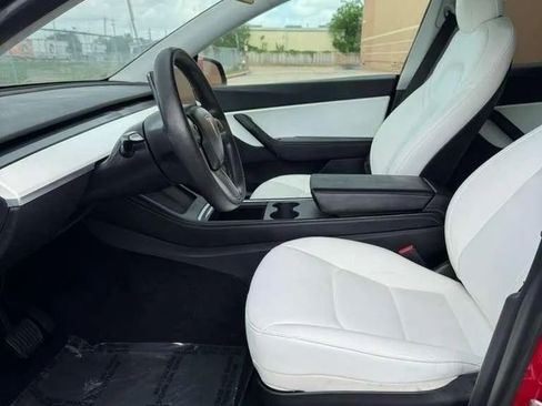 Used 2021 Tesla Model Y Long Range AWD/4WD image 9
