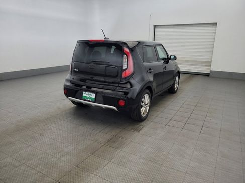 Used 2018 Kia Soul + FWD image 9