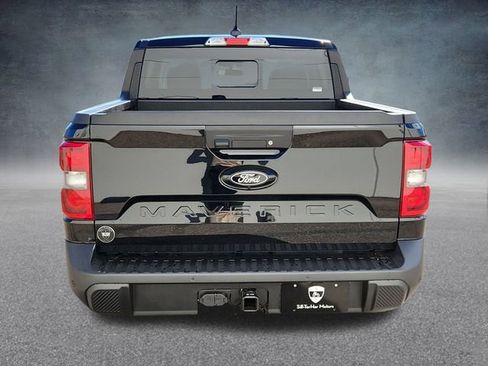 New 2025 Ford Maverick Lariat w/ Black Appearance Package image 4