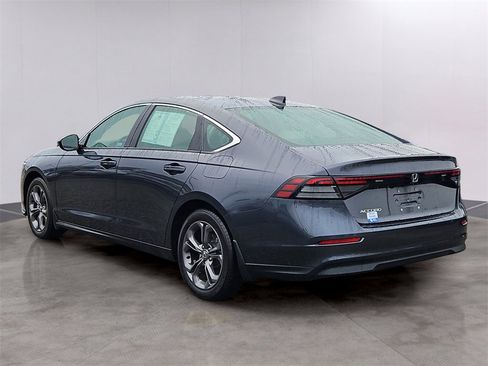 Certified 2023 Honda Accord EX image 6