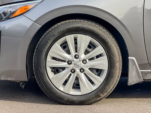 Used 2024 Nissan Sentra S image 37