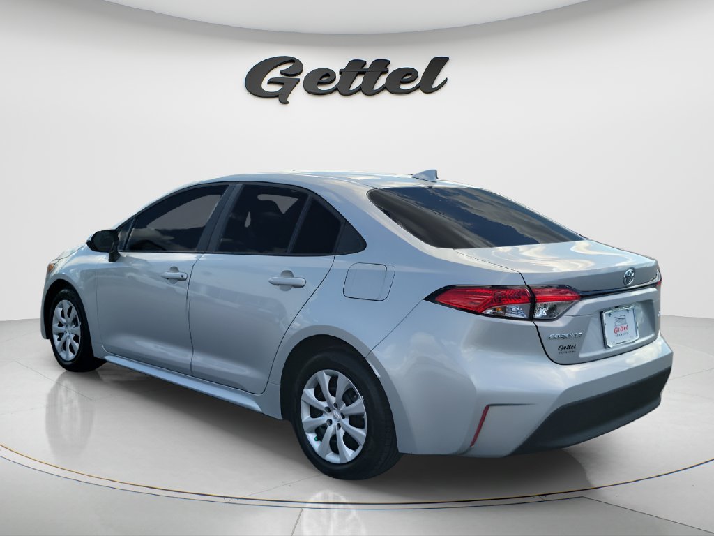 Used 2024 Toyota Corolla LE FWD image 7