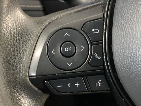 Used 2022 Toyota RAV4 XLE image 22