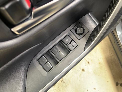 Certified 2025 Toyota RAV4 XLE AWD/4WD image 15