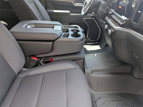 New 2026 GMC Sierra 1500 Elevation image 19