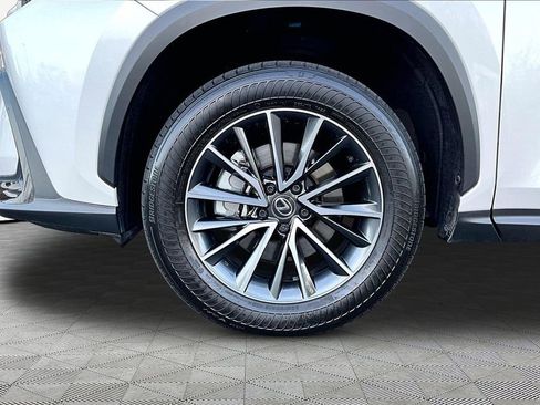 Used 2024 Lexus NX 250 FWD w/ Towing Package (2000 Lbs) image 25