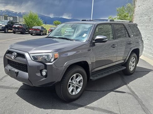 Used 2019 Toyota 4Runner SR5 Premium w/ Wilderness Package AWD/4WD image 8