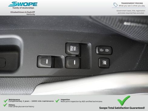 Used 2017 Hyundai Veloster Value Edition FWD image 14