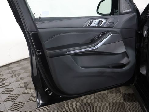 Used 2023 BMW X5 M50i w/ Climate Comfort Package AWD/4WD image 25