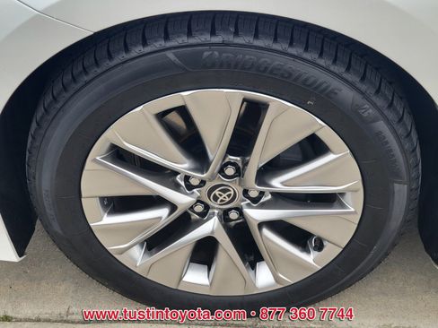 Certified 2021 Toyota Mirai XLE image 8