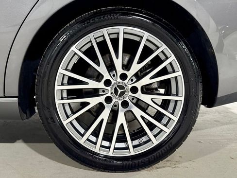 Used 2025 Mercedes-Benz CLA 250 image 30