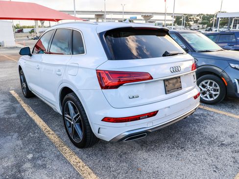 Used 2021 Audi Q5 e Premium w/ Convenience Package AWD/4WD image 10